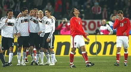 Alemanha desmoralizou Àustria - Pais organizador do Euro 2008