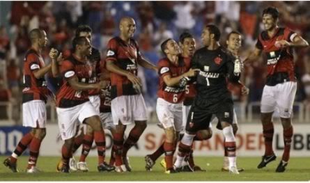 Guarda-redes do Flamengo (Bruno) marcou