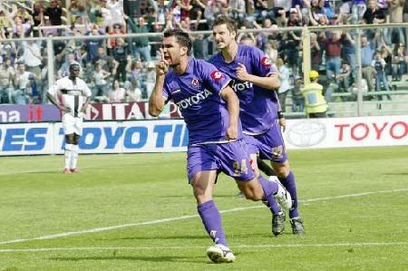 Fiorentina perto de assegurar presenca na Champions