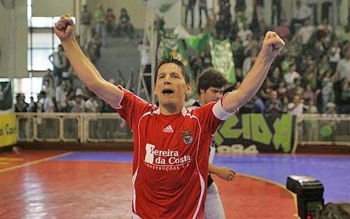 O Senhor do Futsal está de volta aos pavilhões... e aos golos !