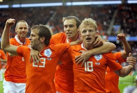 Holanda festeja goleada frente à França