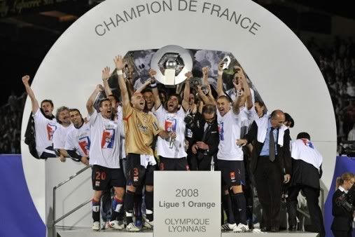 Lyon novamente campeão de Franca - 7 vez consecutiva