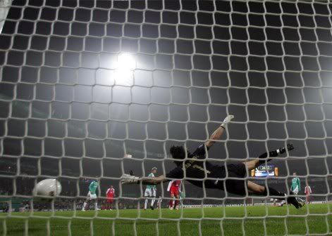 Paulo Santos sofria golo do Bremen