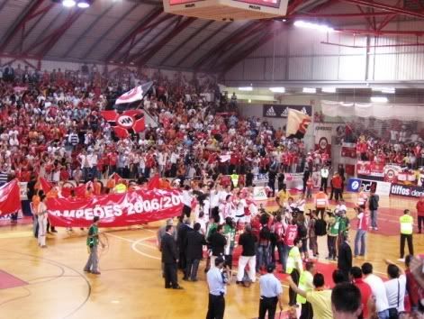 Festa no pavilhão da Luz após a vitória do Benfica no campeonato