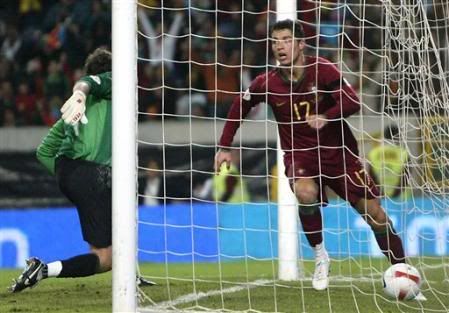 Portugal deu banho de bola aos belgas na 2º parte