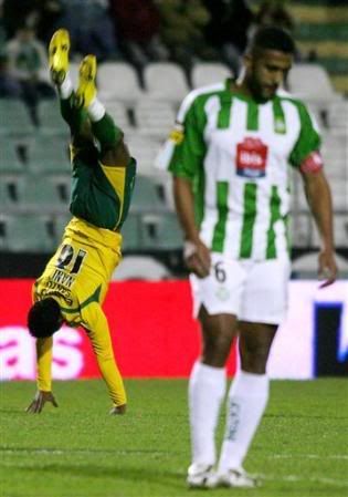 Sporting voltou às vitórias e na imagem Nani marcou