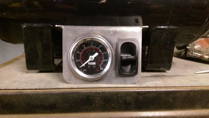 http://i120.photobucket.com/albums/o171/esevwbits/2015-06-01%2018.49.51_zps8okhieef.jpg