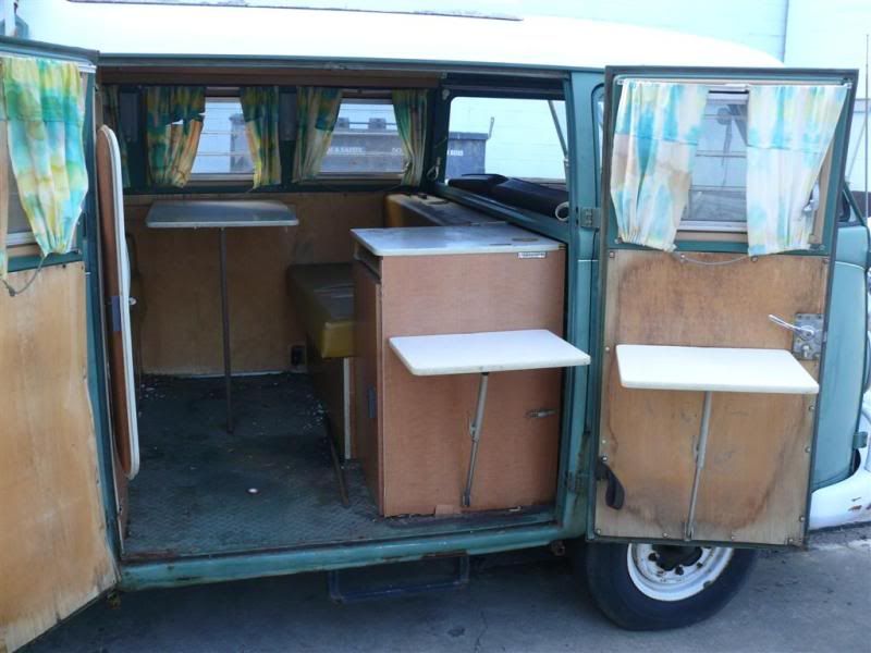 http://i120.photobucket.com/albums/o171/esevwbits/Splitty/P1020690Large.jpg