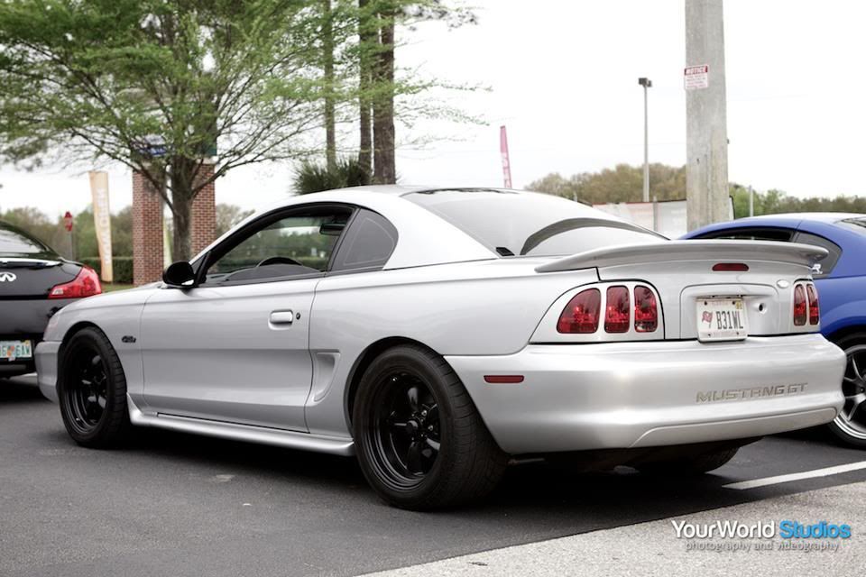 O mustang poker