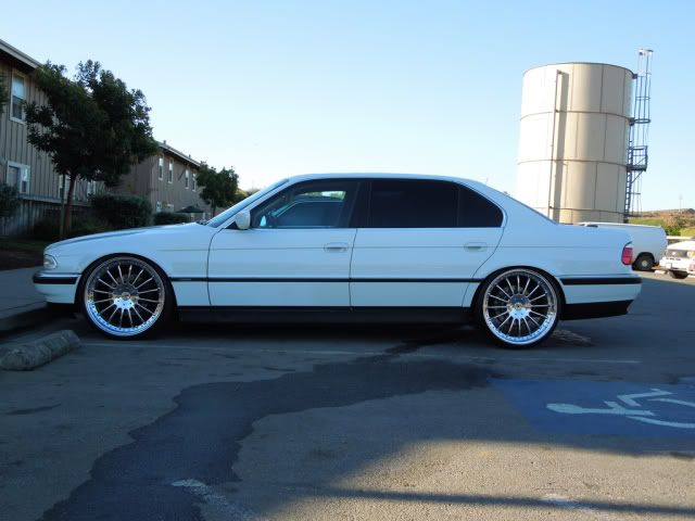 hellaflush bmw 740il