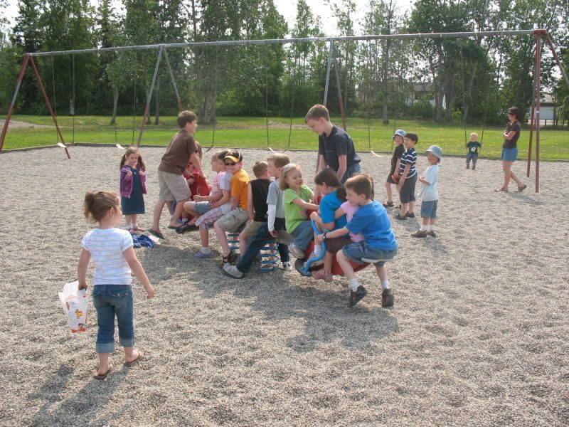 JUNE2009033.jpg lots of kiddos picture by kaysmarmey