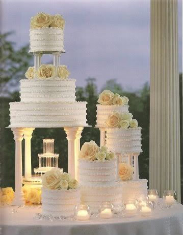 fountain wedding cake photo-1
