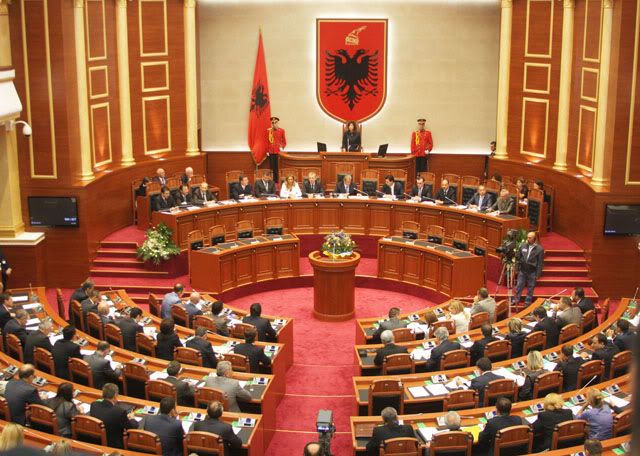 parlamenti-shqiperise-foto-e-re.jpg