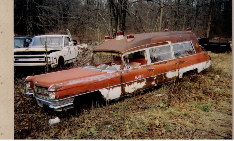 1964CadillacAmbulance.jpg