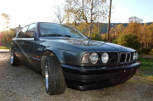 bmw5252.jpg