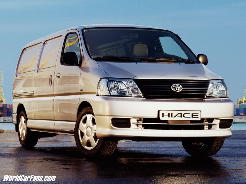 2007ToyotaHiAce.jpg