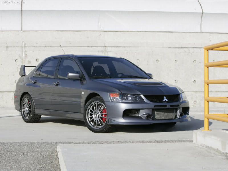 Mitsubishi-Lancer_Evolution_IX_SE_2.jpg