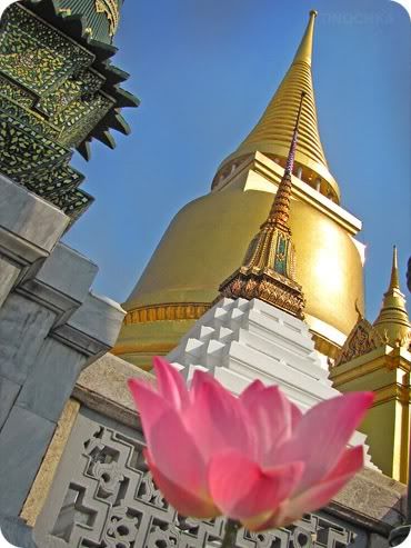 Ступа Phra Sri Ratana Chedi