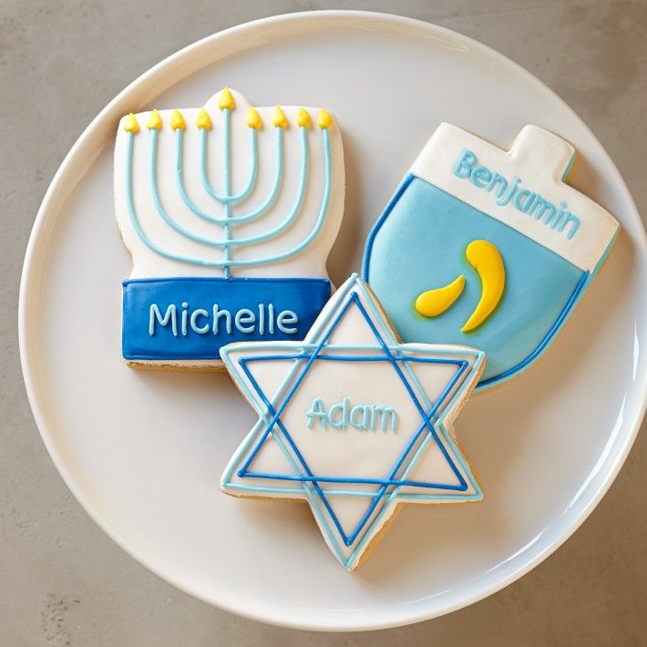 Personalized giant Hanukkah cookies | Cool Mom Picks