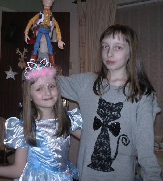 Girls3.jpg